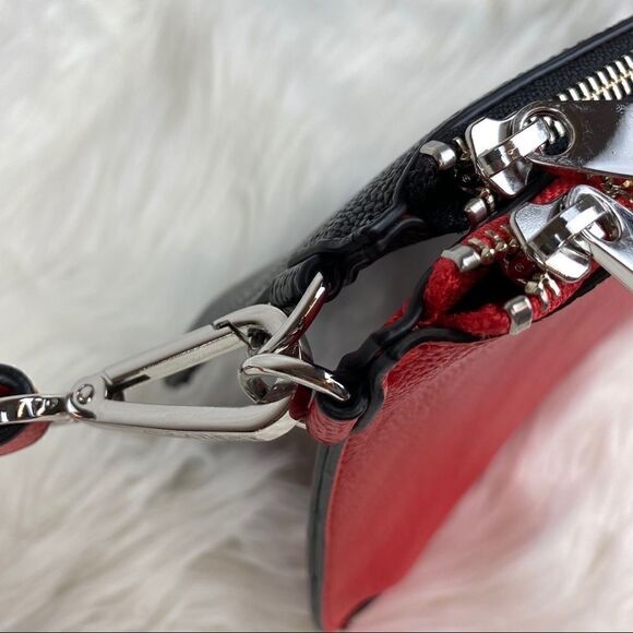 Calvin Klein Pebble Crossbody Bag - Picture 14 of 15